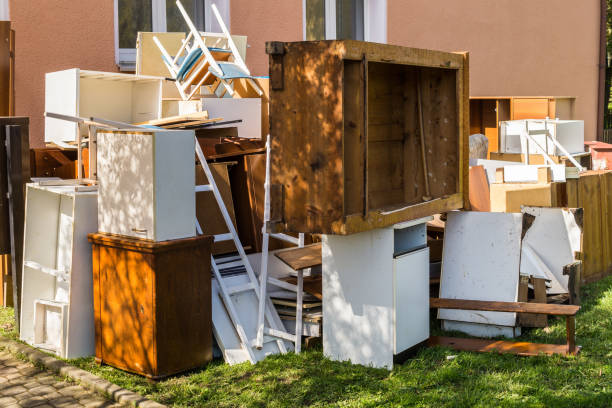 Best Carpet Removal and Disposal  in New Franklin, OH